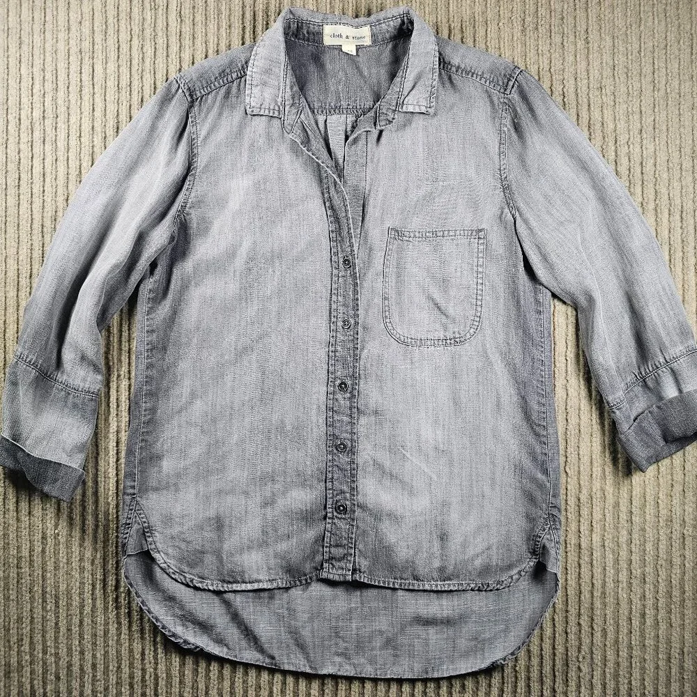 Cloth + Stone Anthropologie Women Sz XS Button Down Shirt Long Sleeve distressed - Picture 1 of 5